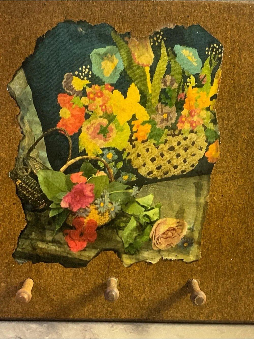 Vintage Wooden Wall-Hanging Key Rack Decoupage Floral Print Three Wooden Pegs